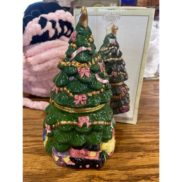 Vintage Crown Christmas Tree Hinged Trinket Box With Bear & Ornaments‎ - Picture 9 of 16